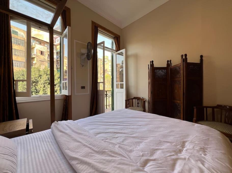 Authentic 3Br Apartment In Downtown, Cairo Exterior foto