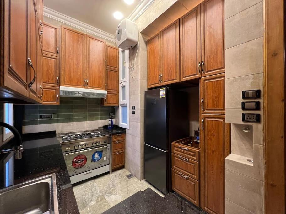 Authentic 3Br Apartment In Downtown, Cairo Exterior foto